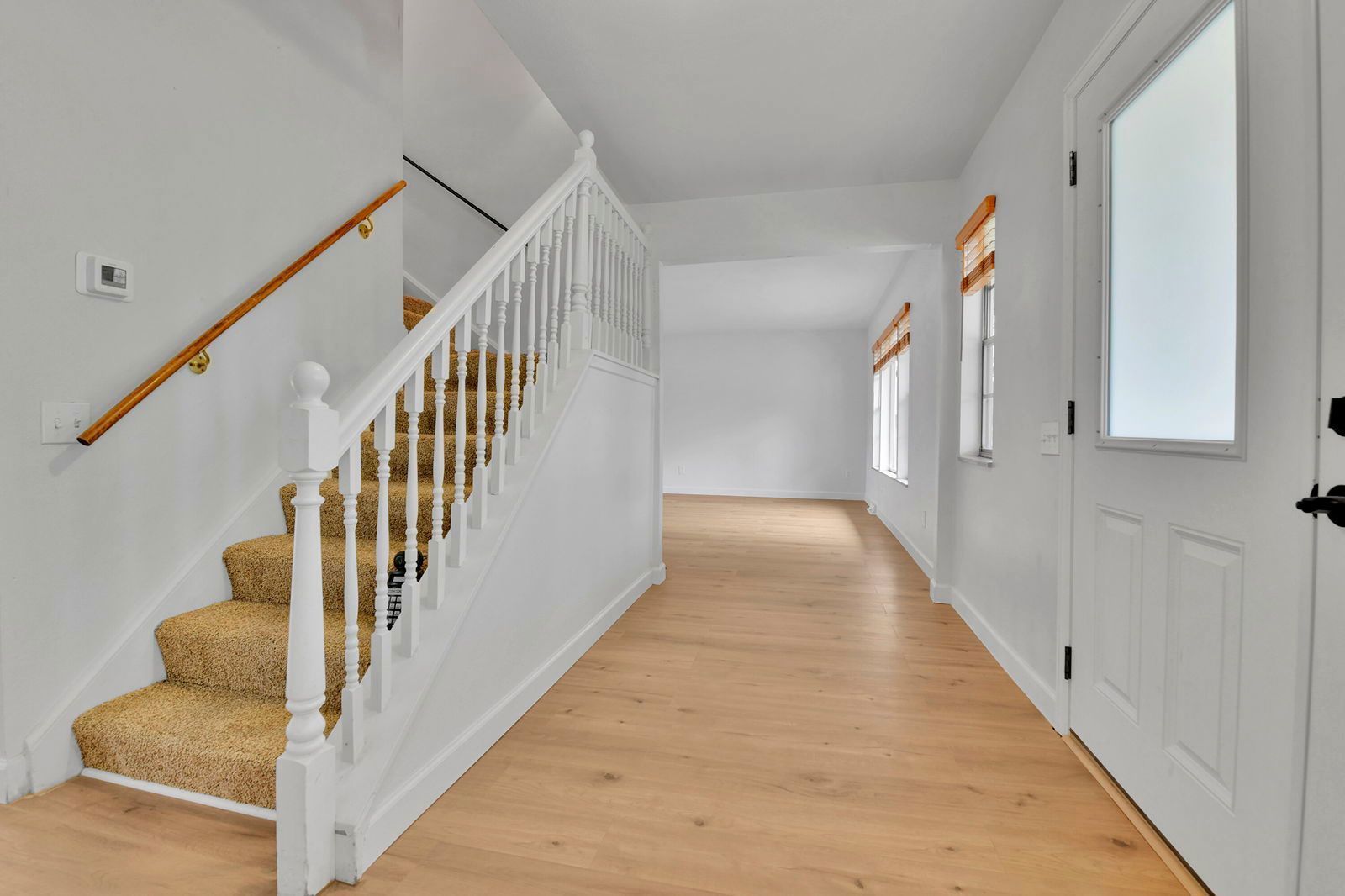 6824 S Willow St property image