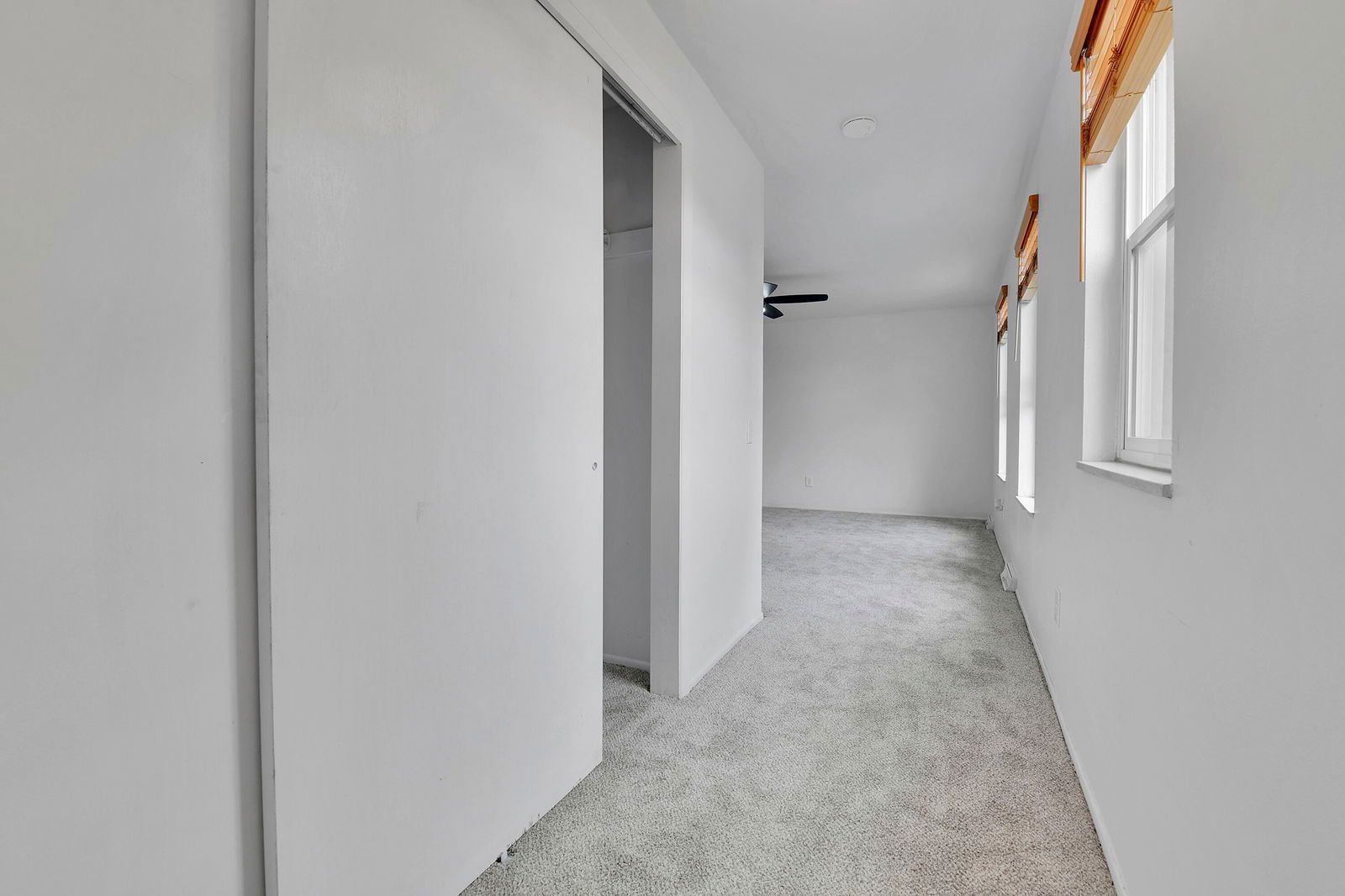 6824 S Willow St property image