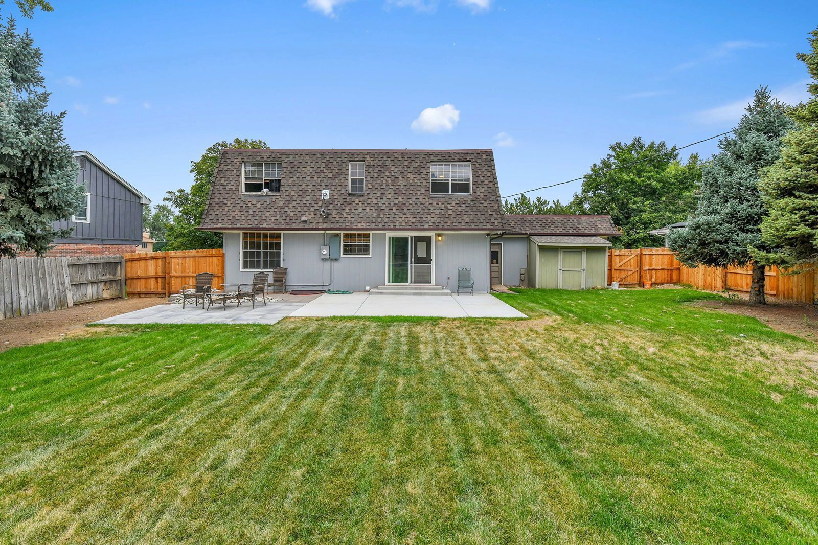 6824 S Willow St property image