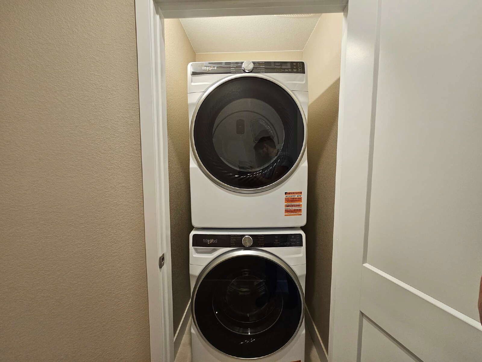 Utilities Included! Modern 1-Bed w/ Quartz Counters, W/D & Private Patio in Lone Tree property image