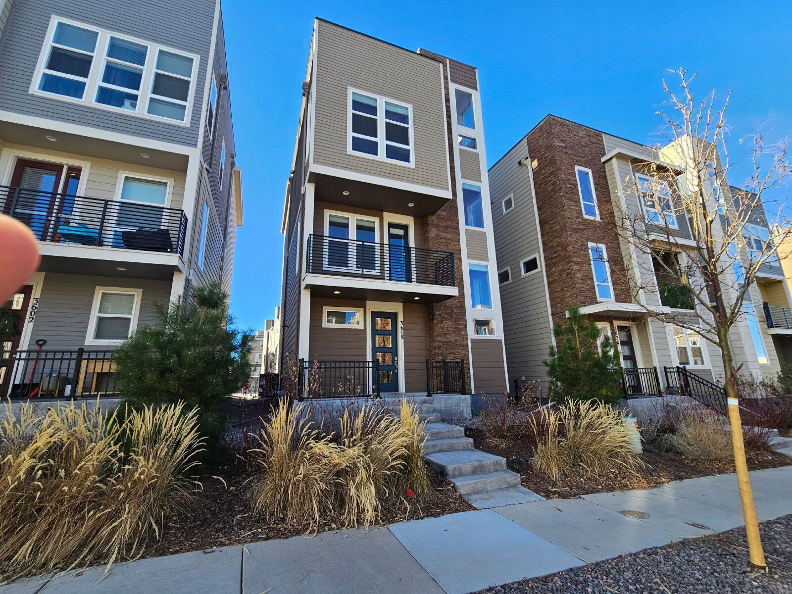 Three-Story Townhome Featuring Quartz Kitchen & Rooftop Balcony in Castle Rock property image