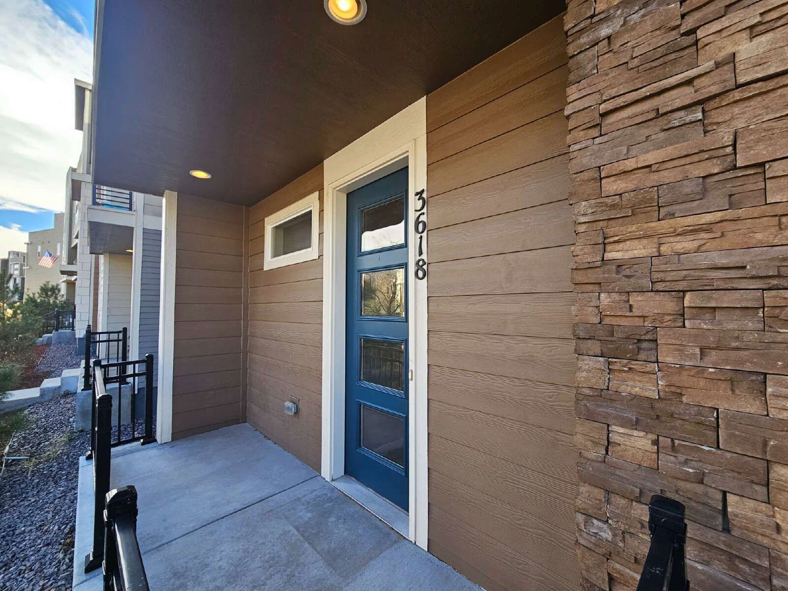 Three-Story Townhome Featuring Quartz Kitchen & Rooftop Balcony in Castle Rock property image