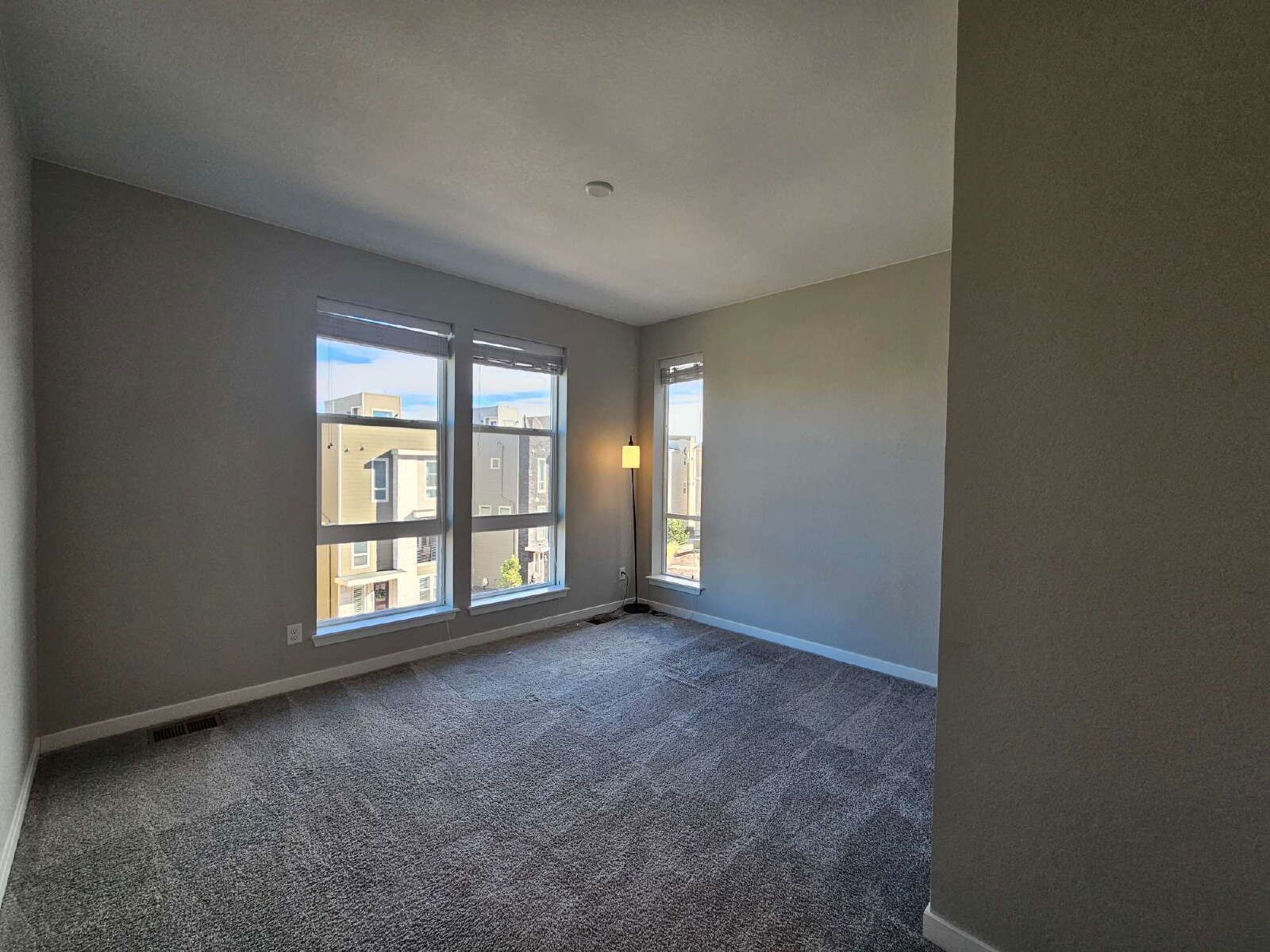 Three-Story Townhome Featuring Quartz Kitchen & Rooftop Balcony in Castle Rock property image