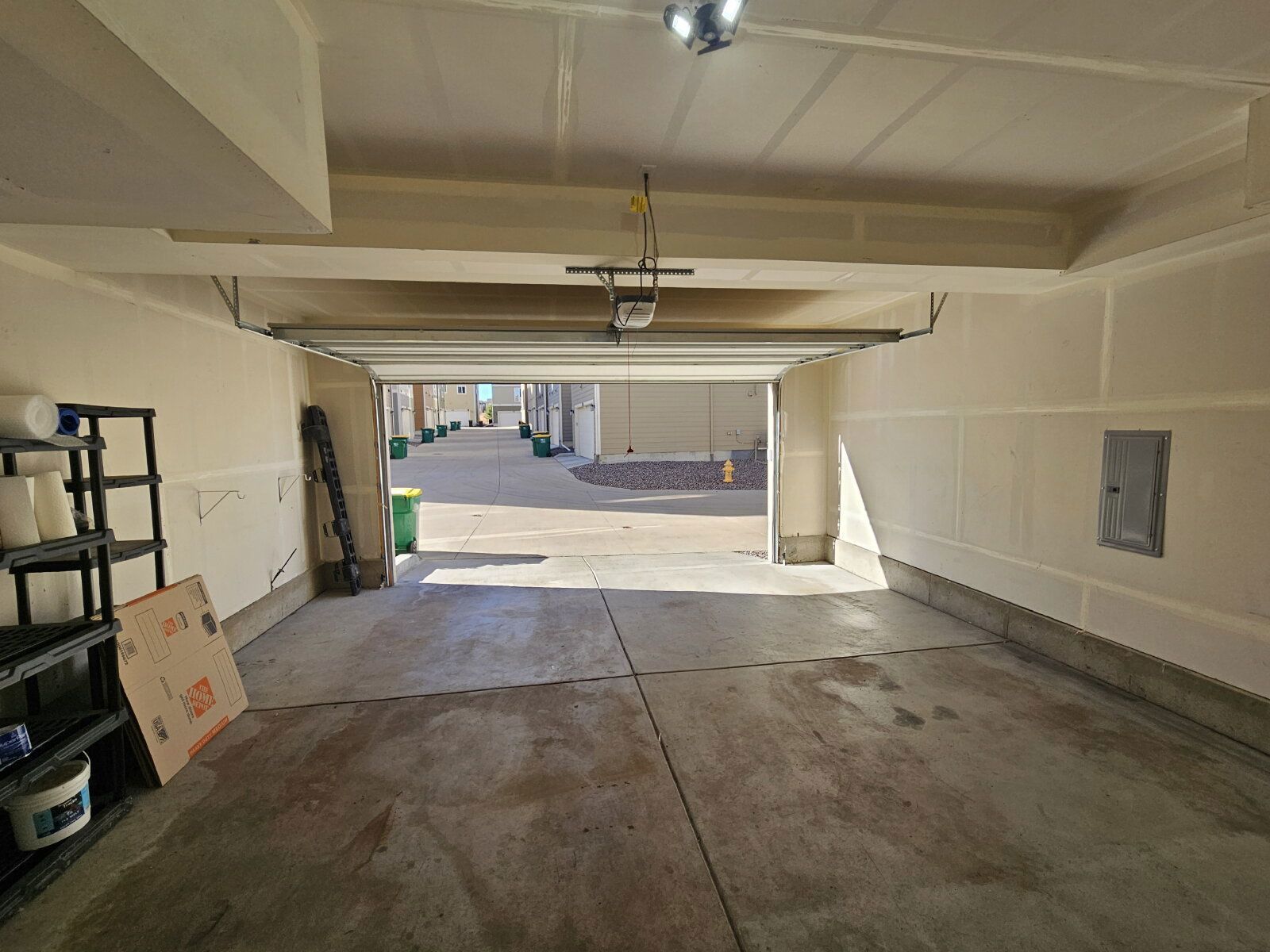 Three-Story Townhome Featuring Quartz Kitchen & Rooftop Balcony in Castle Rock property image