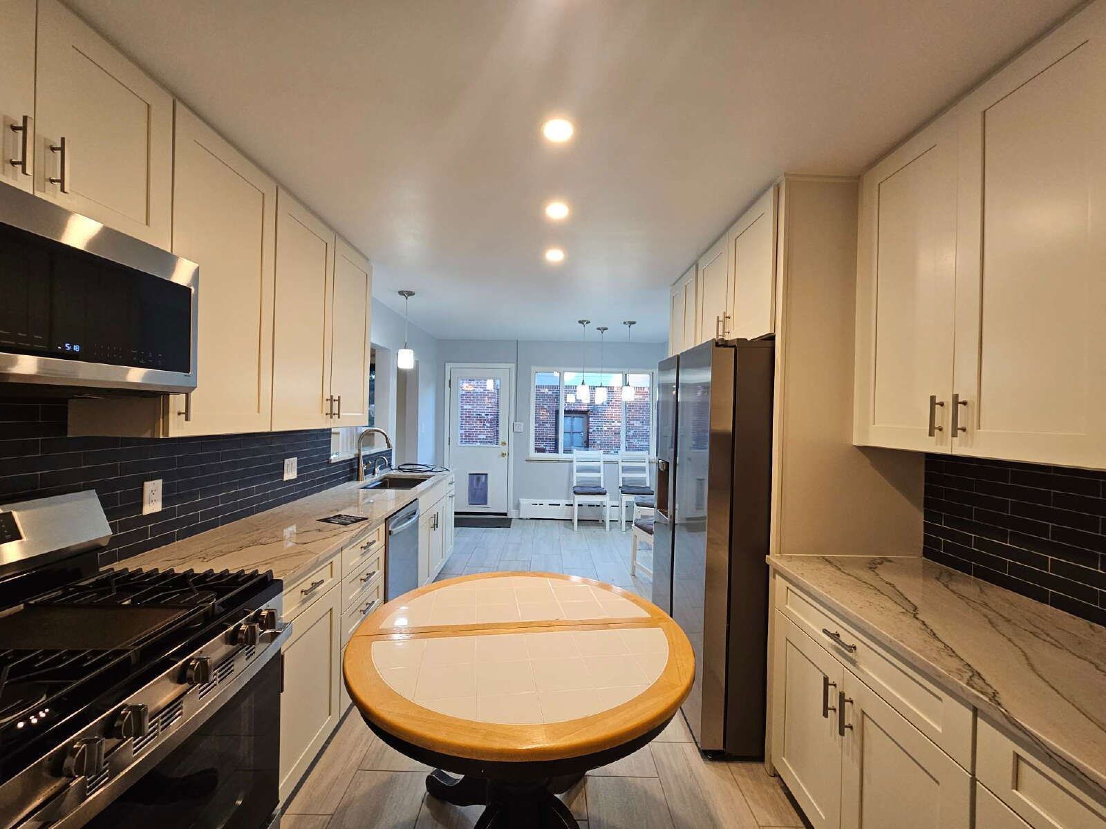 Spacious 5-Bedroom Lakewood Home with Finished Basement & Fenced Yard property image