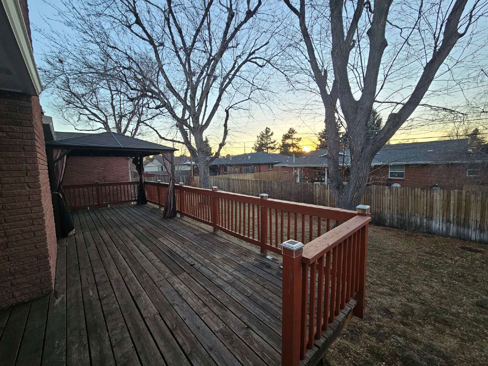 Spacious 5-Bedroom Lakewood Home with Finished Basement & Fenced Yard property image