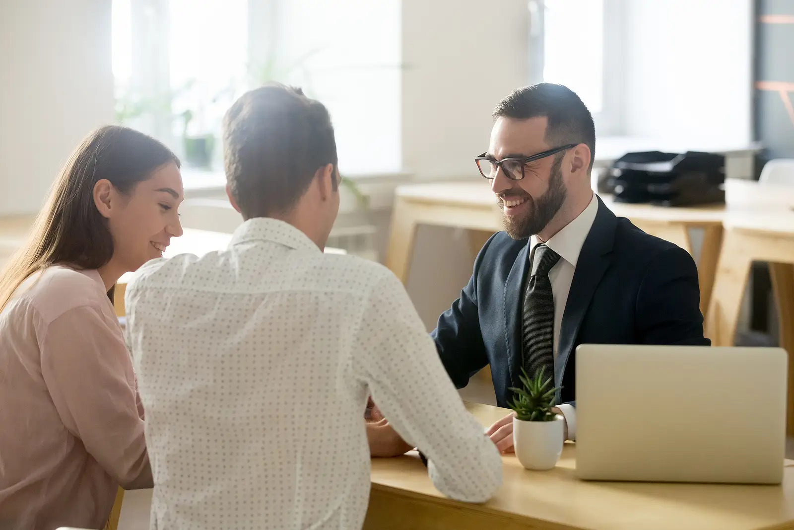 5 Game-Changing Reasons Landlords Trust Property Managers in Metro Denver